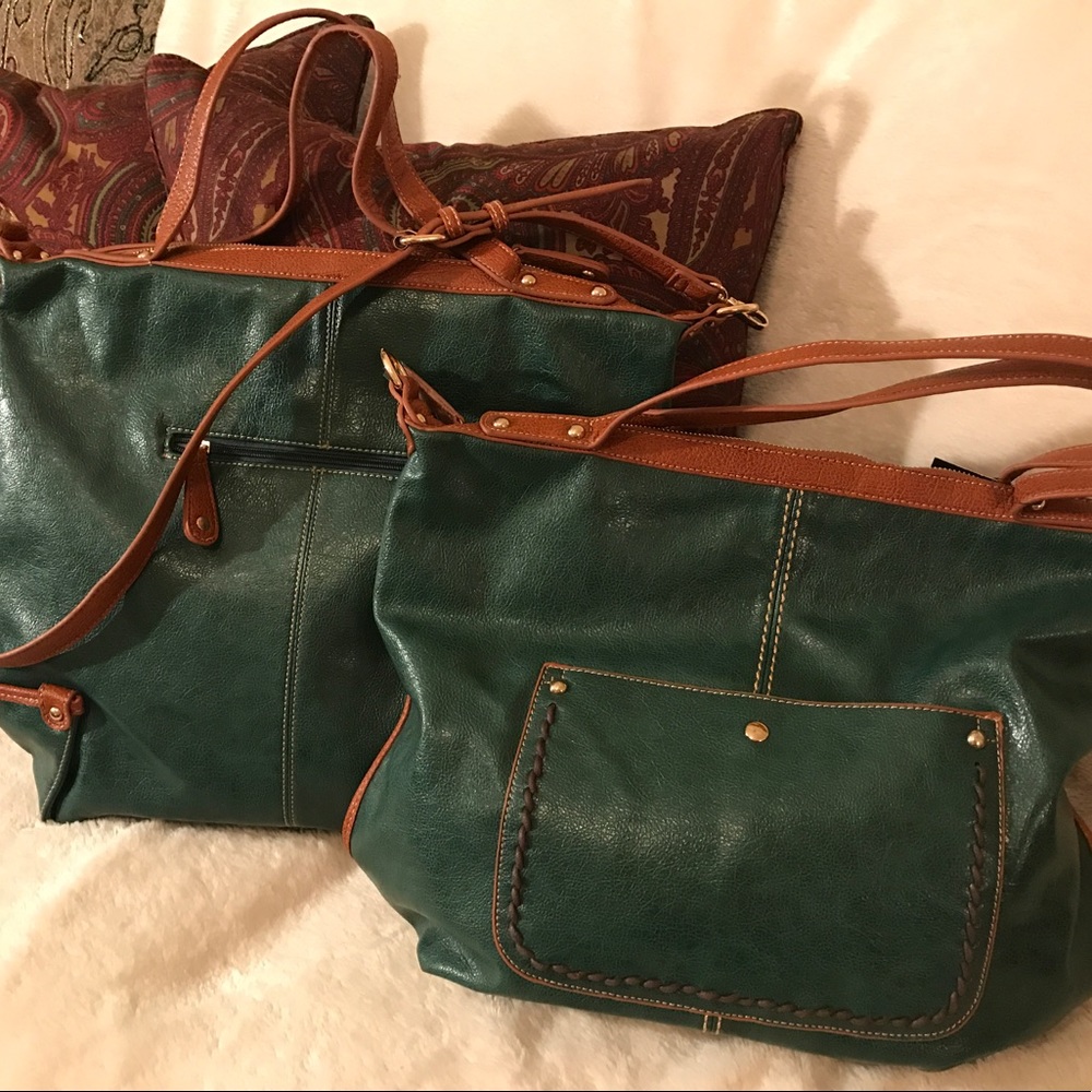 Sondra Roberts Hobo